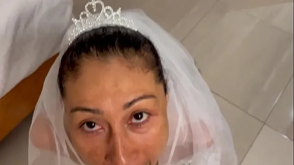 뜨거운 Back From The Church, The Bride Asks If You Would Give Her A Facial, She Loves 따뜻한 영화