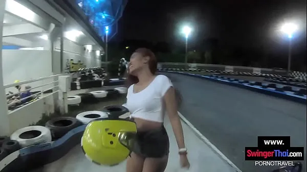 Gorące Go karting with big ass Thai teen amateur girlfriend and horny sex afterciepłe filmy