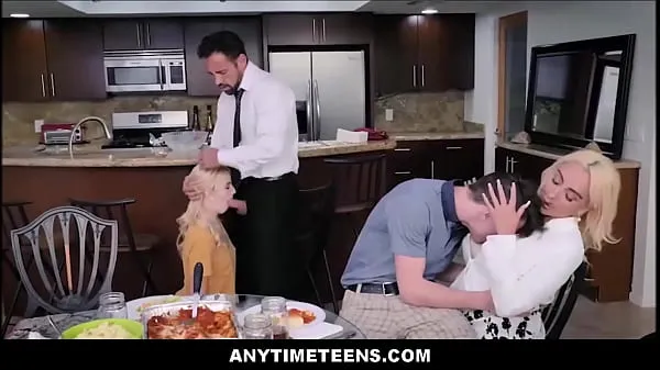 Hotte step Dad And Freeuse Teen Stepdaughter Fuck At Dinner Table With step Mom And step Son - Kenna James varme filmer