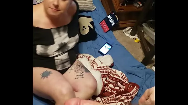 Hotte This chubby bitch has the fattest pussy ever varme filmer