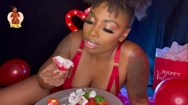Hot Strawberry Mukbang Ebony Seduction warm Movies