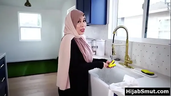 Heta Hijab wearing muslim MILF caught husband fucking sex toy varma filmer