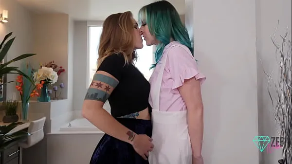 Nóng Bubble Ass Bad Girl Electra Rayne Seduces tattooed Nikki Zee & Convinces Big Cock Boyfriend to Fuck Phim ấm áp