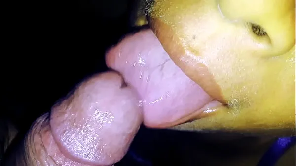 Kuumia Semen in susy's mouth after sucking and sucking my cock very tasty lämpimiä elokuvia