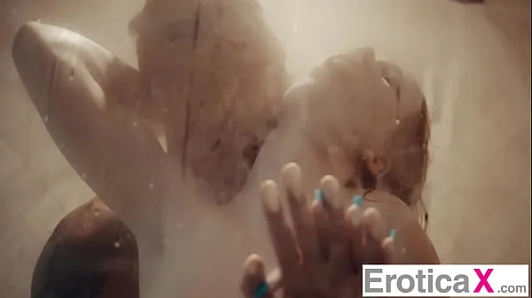 Vroči Steamy Shower Foreplay Leads To Bedroom Fucking - Quinton James, Nala Brooks - EroticaX topli filmi