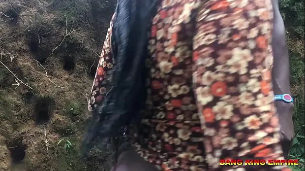 ホットな アフリカのどこか-セックスをすることは合法です-彼女が祖母と一緒に農場から戻ったときにこのセックス依存症が彼女に何をしたかを見てください-4Kポルノ（XVIDEOS REDのフルビデオ 温かい映画