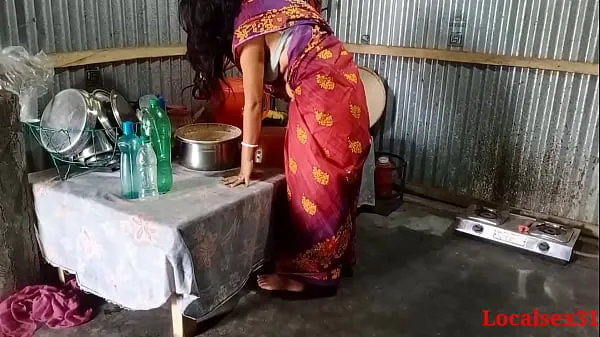 Vroči Red Saree Cute Bengali Boudi sex (Official video By Localsex31 topli filmi