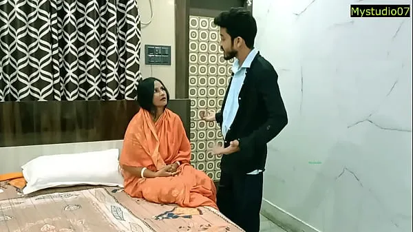 Películas calientes Desi madrastra follada por su marido! Jobordosti viral sexo con audio cálidas