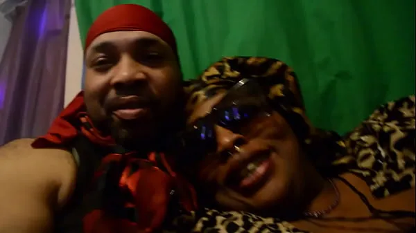 Hotte THE BEST REALITY COUPLE !!!! YOU BE THE JUDGE!! BIG GIRLZ GONE WILD NASY NEICY UNCUT AND THE KING OF GRAILS varme film
