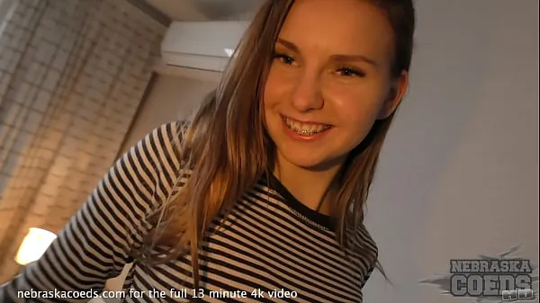 Hotte new girl 19yo with braces first time in studio varme film