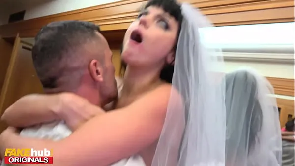Žhavé FAKEhub - Bride Not To Be Sonya Durganova cheats on her future husband in a hotel while on Hen Do with French business man with big cock žhavé filmy