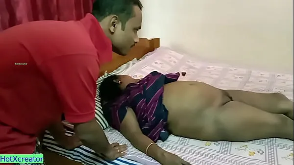 Gorące Indian hot Bhabhi getting fucked by thief !! Housewife sexciepłe filmy