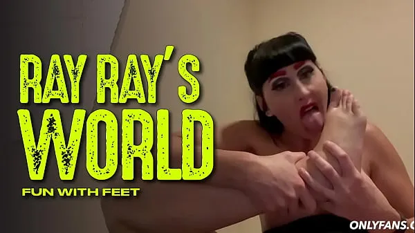 Menő RAY RAY XXX gets naked and jerks a dildo with her feet meleg filmek