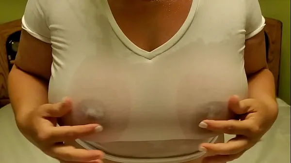 뜨거운 Wet t-shirt boob play 따뜻한 영화