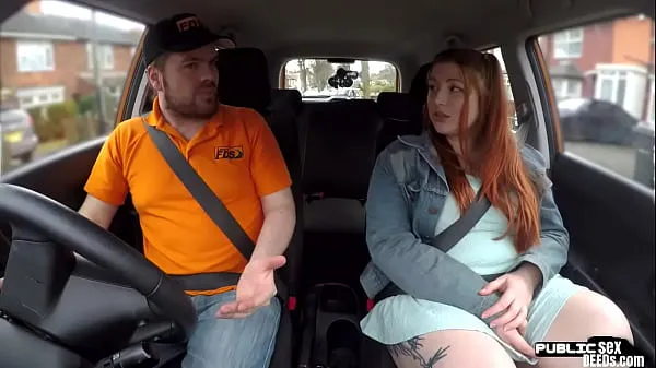 Curvy ginger inked babe publicly fucked in car by instructor Filem hangat panas