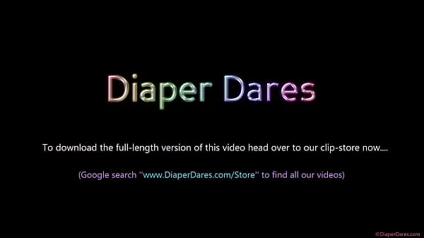Quente Charlotte Anderson takes on the 3-minute Diapered Bondage-Challenge! | (May 2022 Filmes quentes