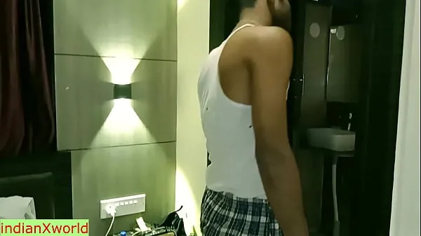 गर्म सुंदर भारतीय लड़की पहली बार देसी प्रेमी के साथ सेक्स !! कृपया धीरे-धीरे चोद गर्म फिल्में