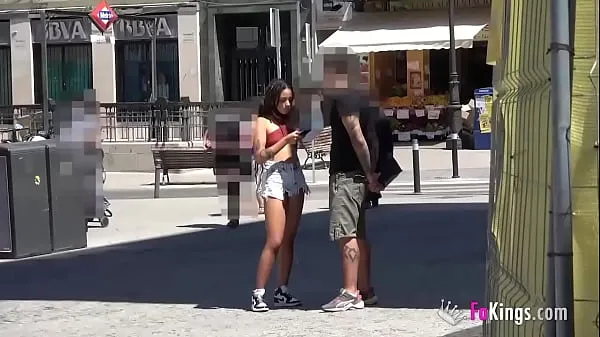 गर्म Young 'n shy babe seduces random guys in the streets of Madrid गर्म फिल्में