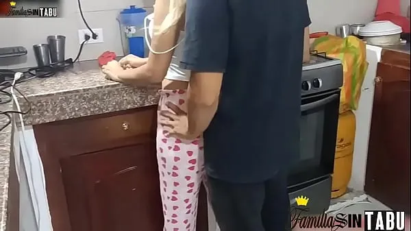 Hotte OMG! My stepsister really knows how to have an orgasm rough sex with my rich stepsister in the kitchen varme filmer