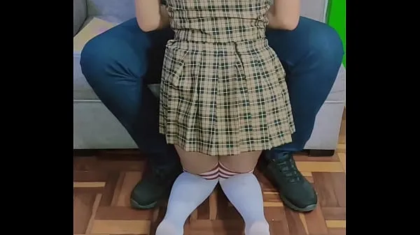 Nóng My stepdaughter has bad grades at lately, I take the opportunity to scold her when her is not there and give the slutty young tiny girl a good fuck Phim ấm áp
