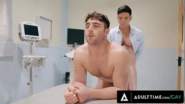Vroči ADULT TIME - Pervy Doctor Slips His Big Cock Into Patient's Ass During A Routine Check-up topli filmi