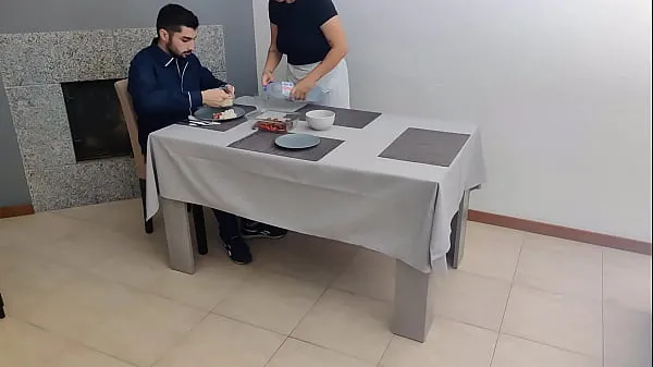 Menő Waitress with creamy pussy gets an internal cumshot under the restaurant table meleg filmek