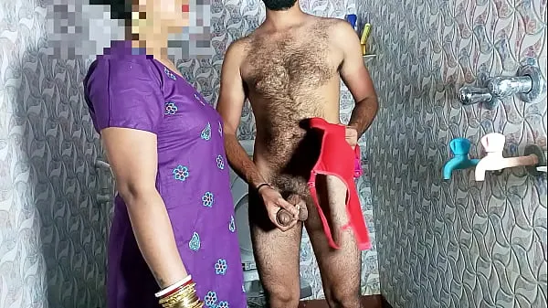 گرم Stepmother caught shaking cock in bra-panties in bathroom then got pussy licked - Porn in Clear Hindi voice گرم فلمیں
