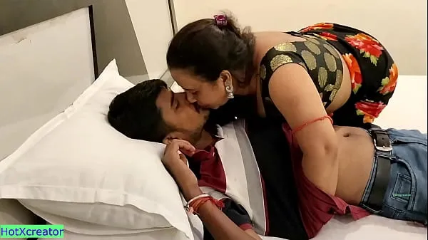 Hot Bengali bhabhi hot amazing XXX sex for rupee!! with clear dirty audio warm Movies