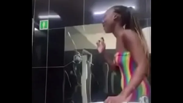 Nóng Mzansi's finest After-party sex in the toilets (Darcula55 Phim ấm áp