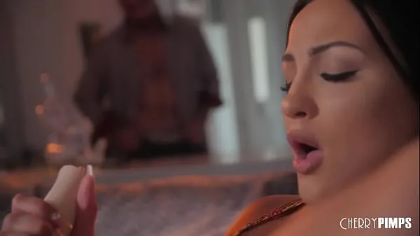 گرم Natural Big Tits Mila Monet Uses Her Vibrator To Warm Up Before Her Pussy Gets Licked گرم فلمیں