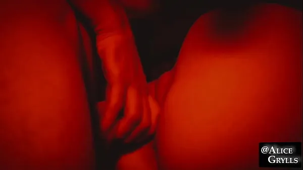 گرم 18yo TEEN initiation - rough FUCK & CUMSHOT on tits گرم فلمیں