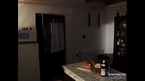 Film caldi Beata scopa nella cucina del contadinocaldi