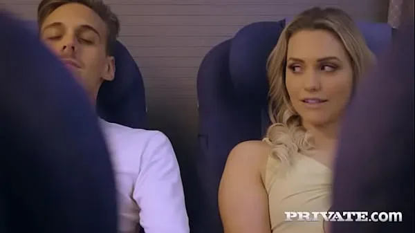 Mia Malkova, debuts for Private by fucking on a plane Filem hangat panas