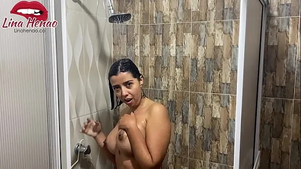 Vroči My stepmother catches me spying on her while she bathes and fucks me very hard until I fill her pussy with milk topli filmi
