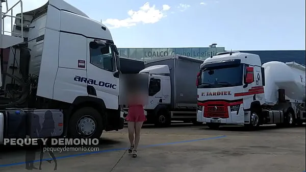 Hot AMAZING GLORYHOLE TO A TRUCK DRIVER warm Movies