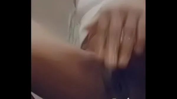 Heta Redbone teen rubbing pussy until she cum varma filmer