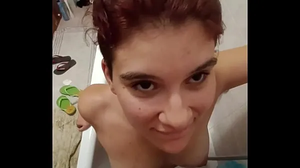 Nóng Chiara gets pissed on her boobs Phim ấm áp