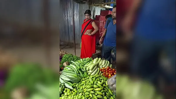 Hot XXX vegetable market in red sari slut paid to pay warm Movies