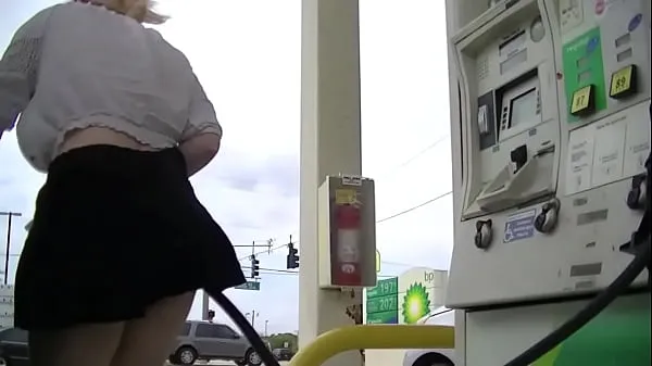 Hotte Upskirt Wife # 8 - Mrs Bryant showing off that BLONDE PUSSY in public and flashing her tits while driving varme filmer