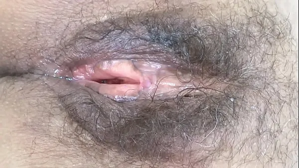 Hotte I show my big hairy pussy after having fucked on the beach with my beautiful boss varme filmer