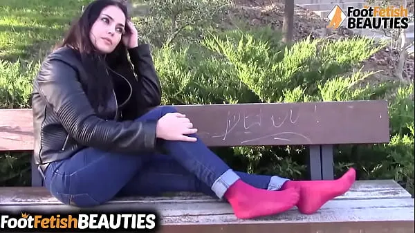 Hot Former playmate Diana takes off her shoes and socks in a public park, then relaxes on a bench showing off her perfectly shaped feet soles and toes. People walking by keep staring at her while she swing those toes under their nose warm Movies