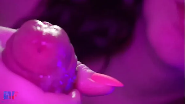 Gentle close-up blowjob with cum in mouth Film hangat yang hangat