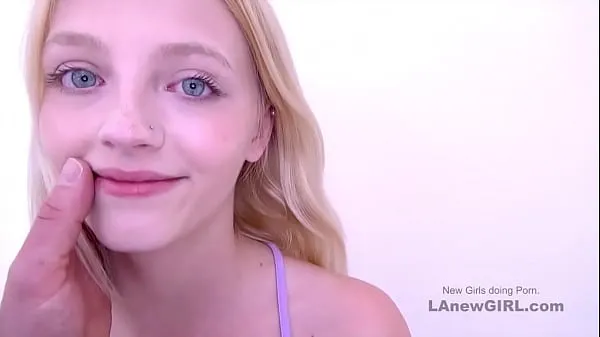 أفلام ساخنة Small cute blonde gets cunt fucked at modeling audition دافئة