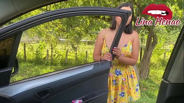 Hete I say that I don't have money to pay the driver with a blowjob and to be able to fuck him on the road - I love that they see my ass and tits on the street warme films