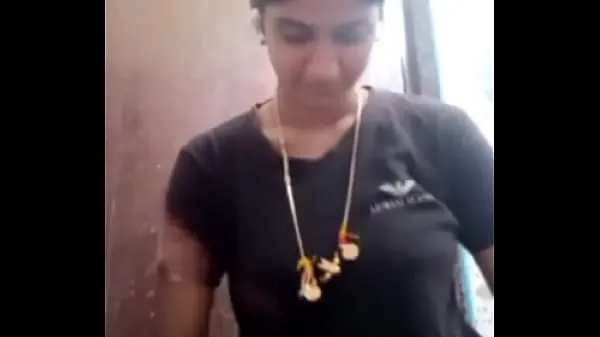 Menő Sumathy - Newly married chennai tamil aunty show boobs on video call (with audio meleg filmek