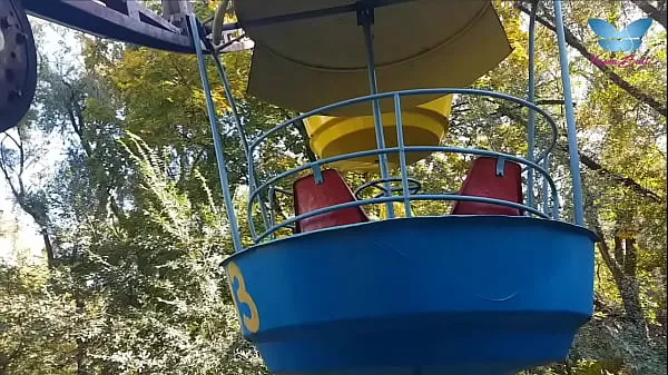गर्म Public blowjob on the ferris wheel from shameless whore गर्म फिल्में