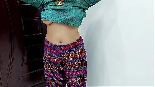 热Sobia Nasir Strip Her Clothes On Video Call On Client Request温暖的电影