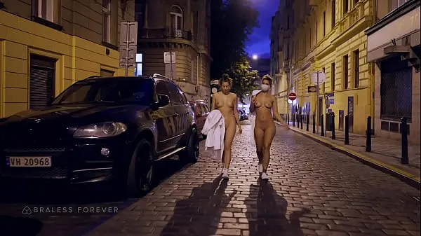 Vroči Caught by the cars while flashing topli filmi