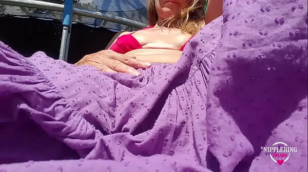 Hotte nippleringlover hot mother fingering pierced pussy and pinching extreme pierced nipples outdoors varme filmer