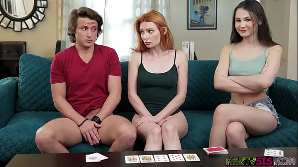 Populárne Lacy Lennon, Liz Jordan In Poker Game Turn Into Sex Game horúce filmy